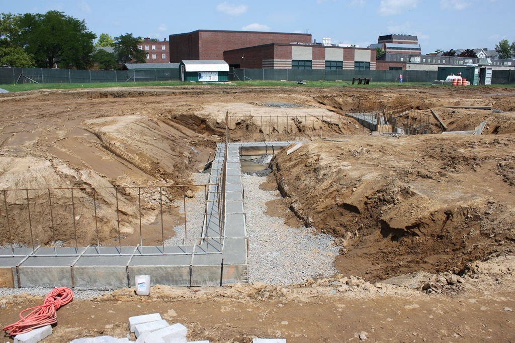 footings playground gas line dig 8.15.18  (18).JPG